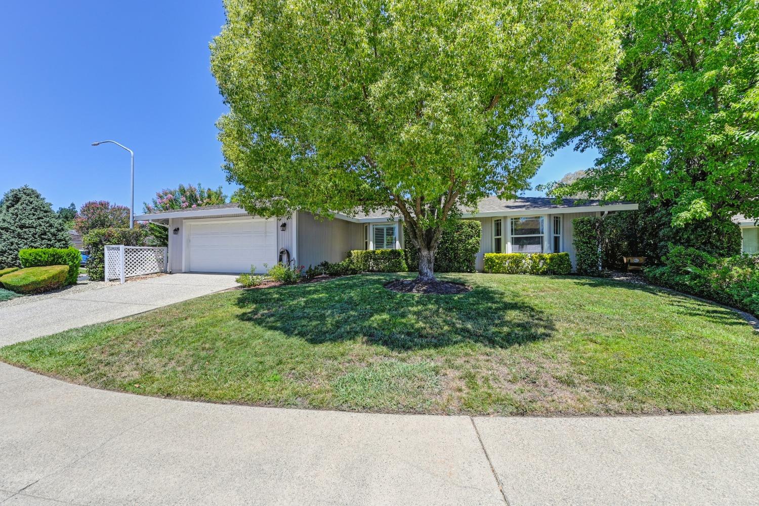 1926 Balboa Drive