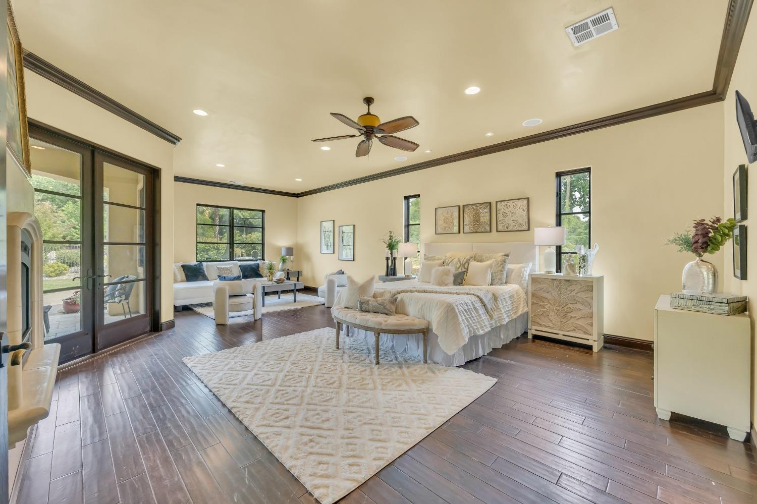 3360 Sierra Springs Court