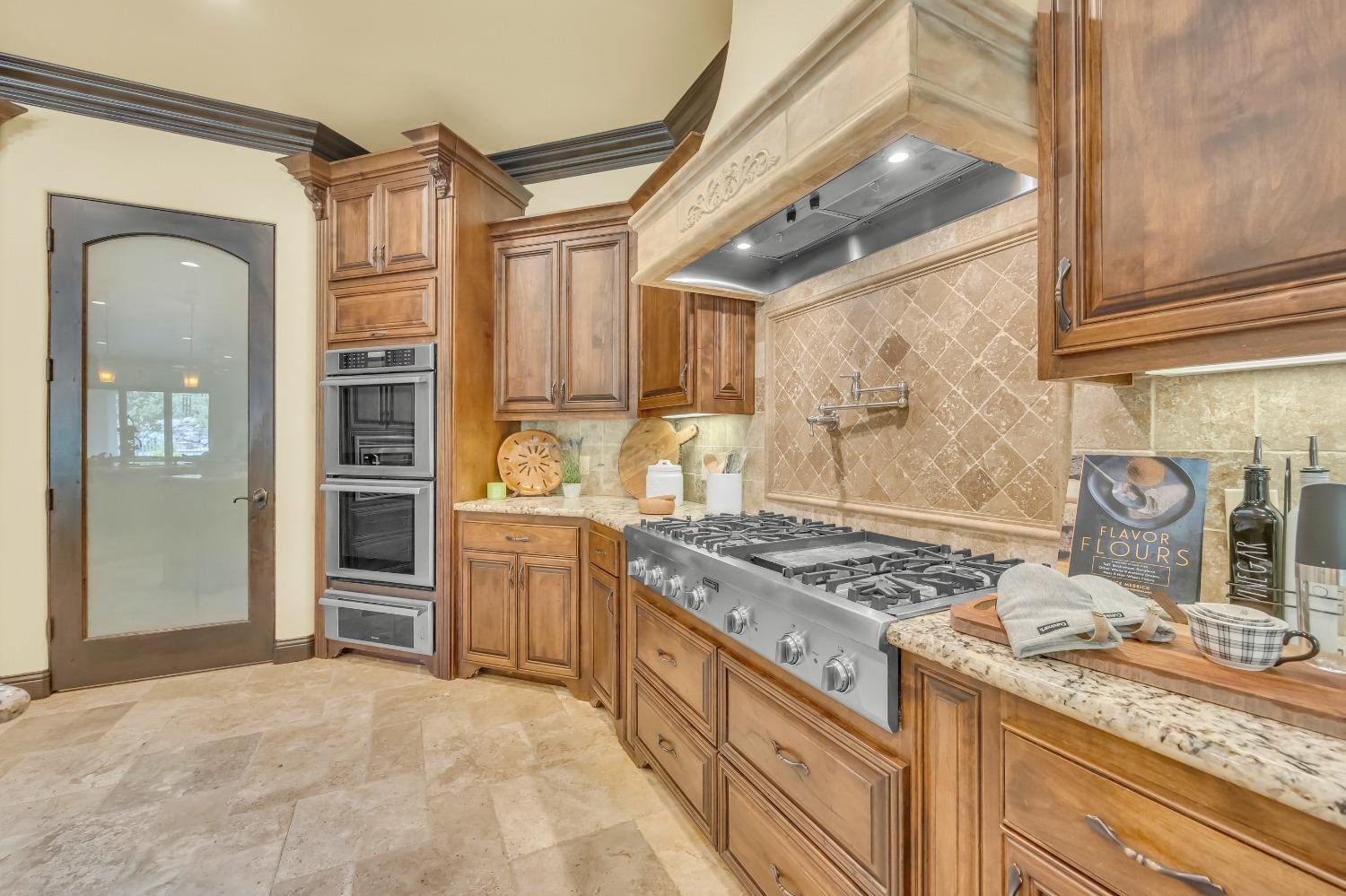 3360 Sierra Springs Court