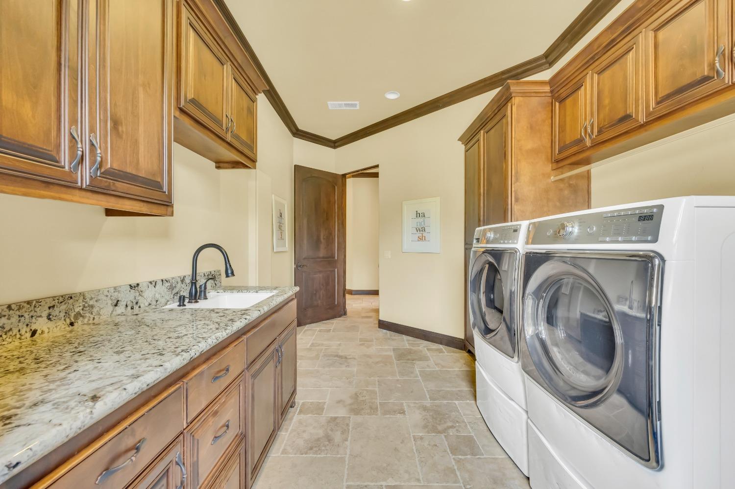 3360 Sierra Springs Court