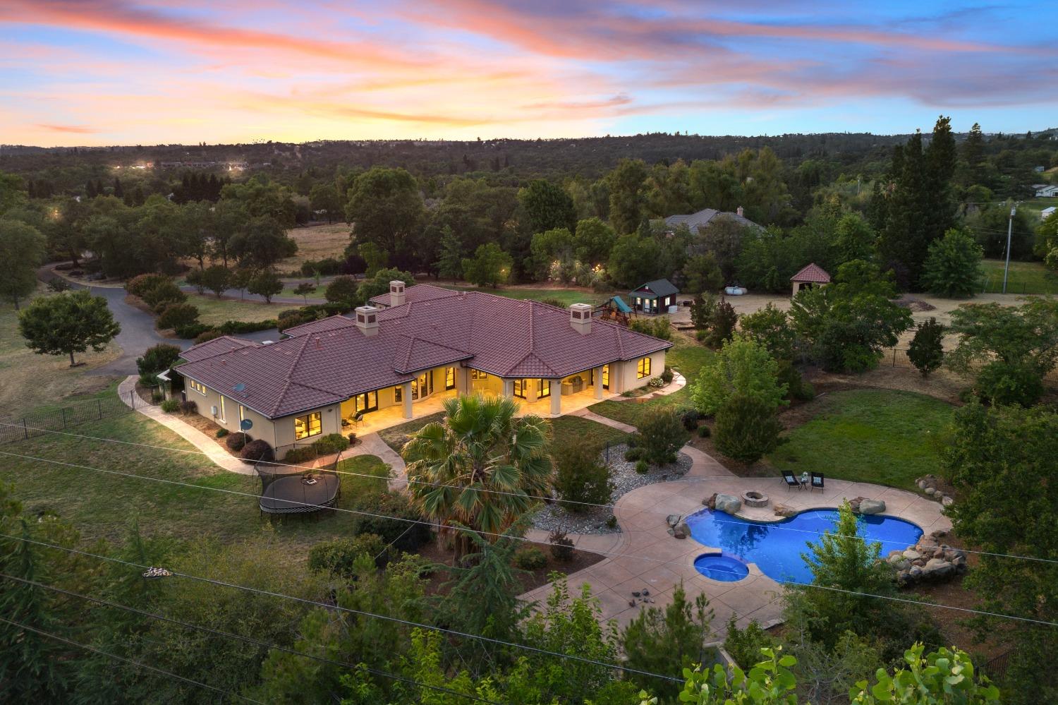 3360 Sierra Springs Court