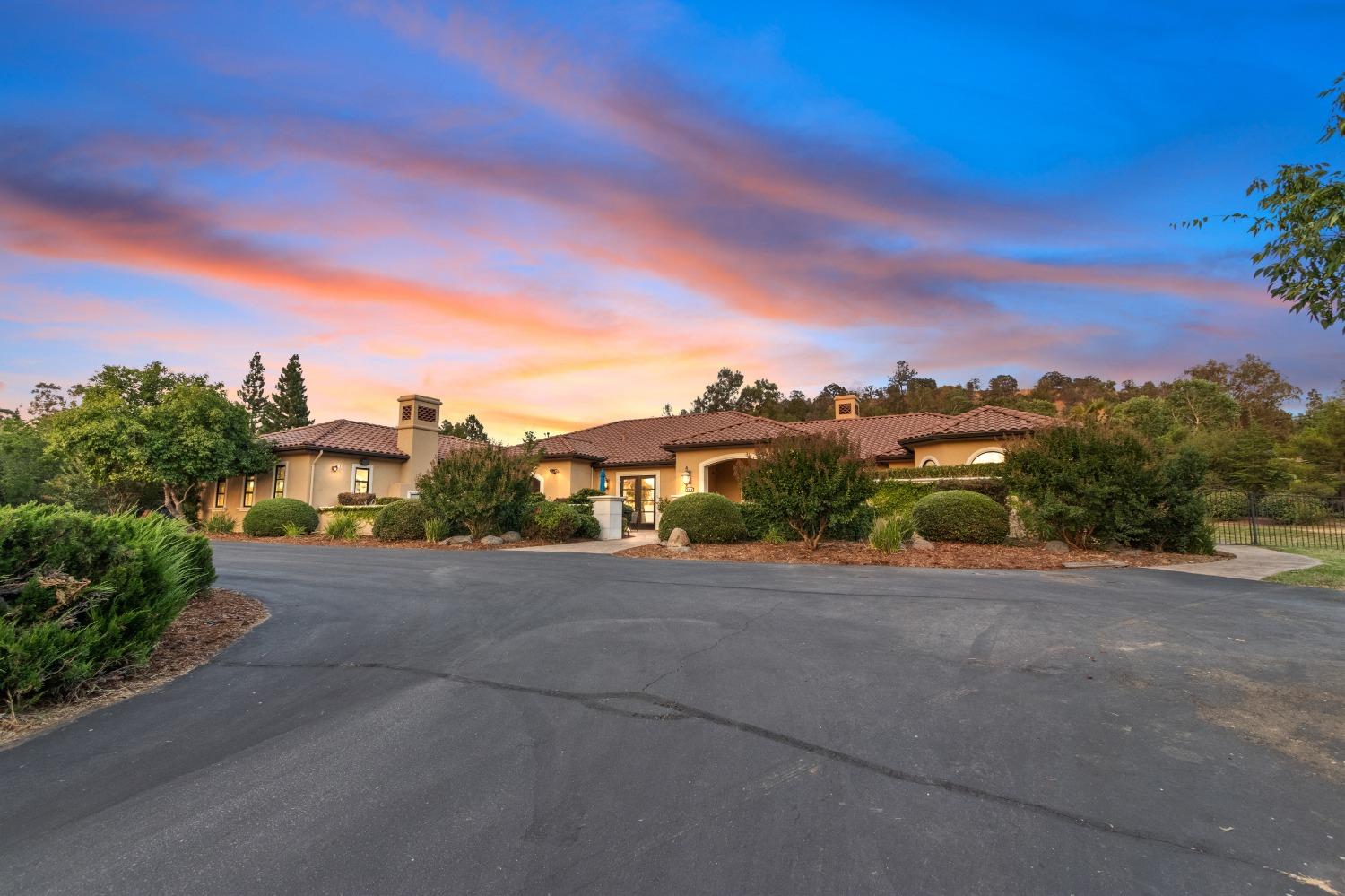 3360 Sierra Springs Court