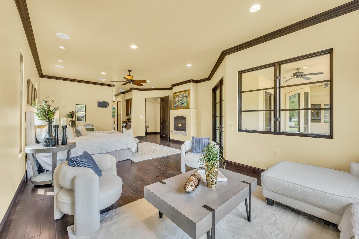 3360 Sierra Springs Court