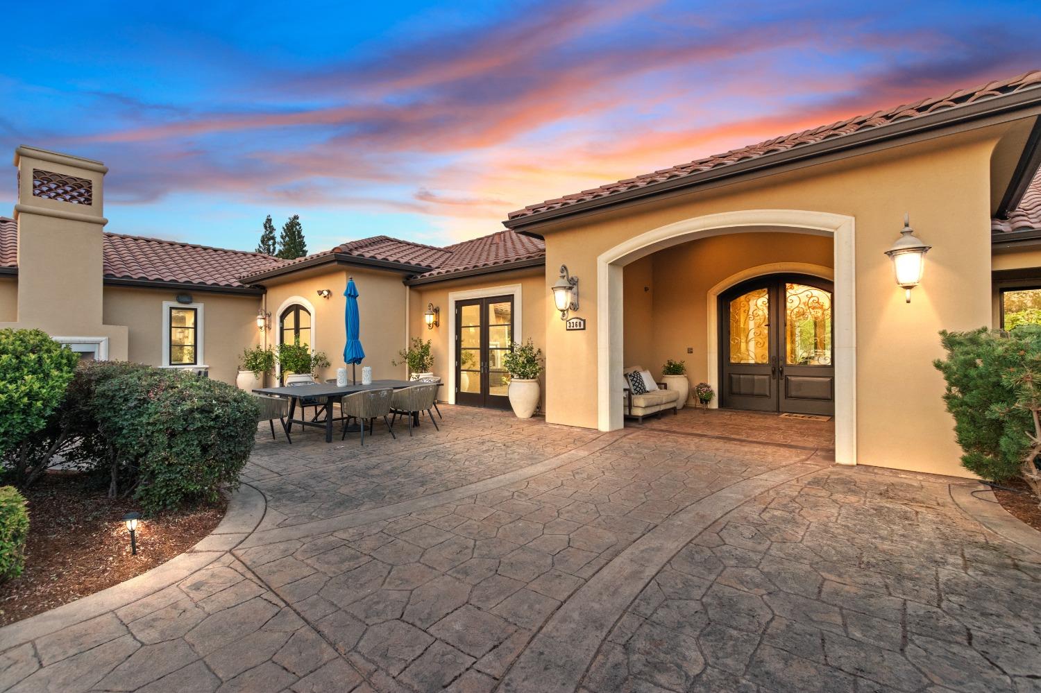 3360 Sierra Springs Court