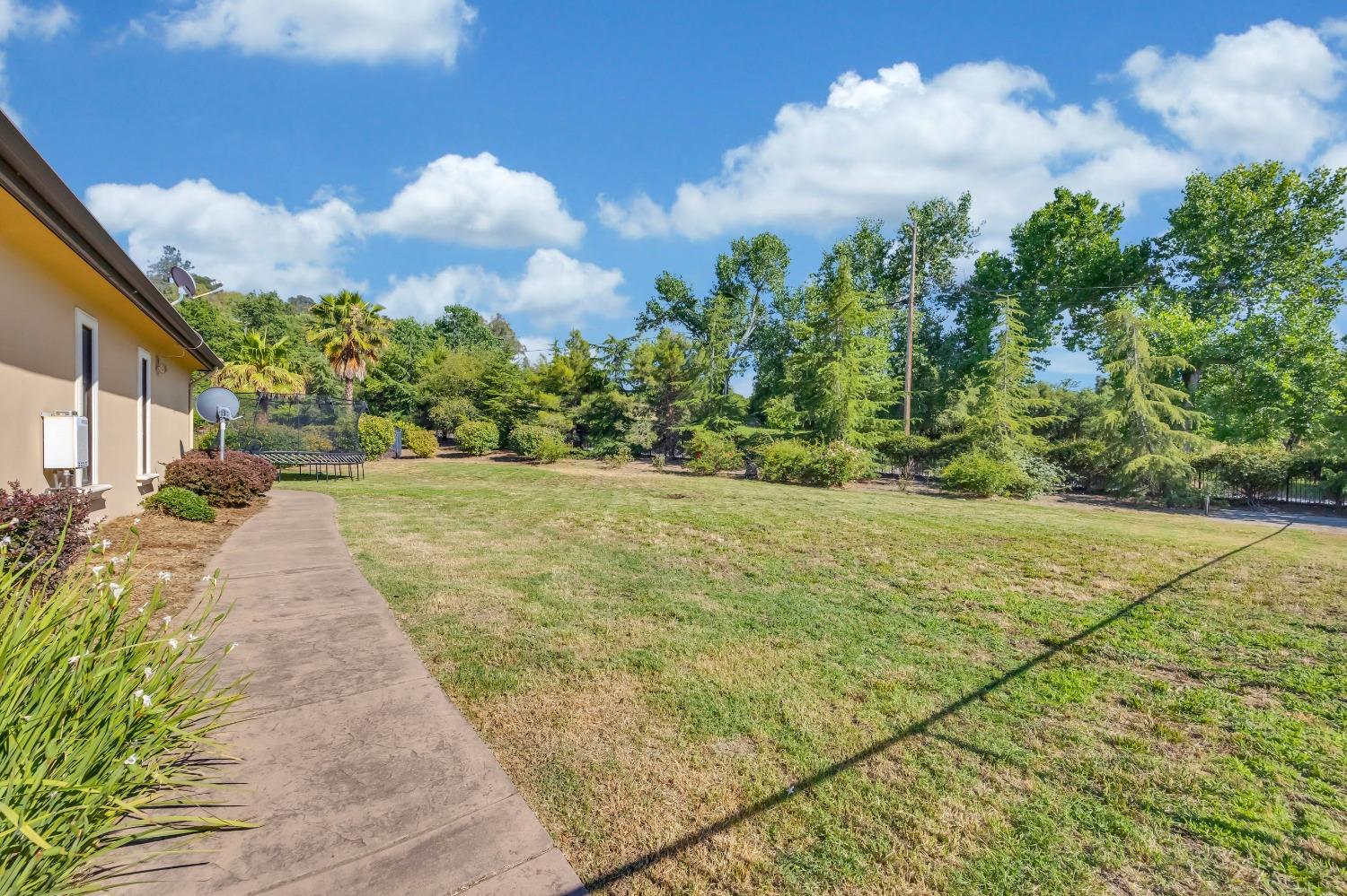 3360 Sierra Springs Court