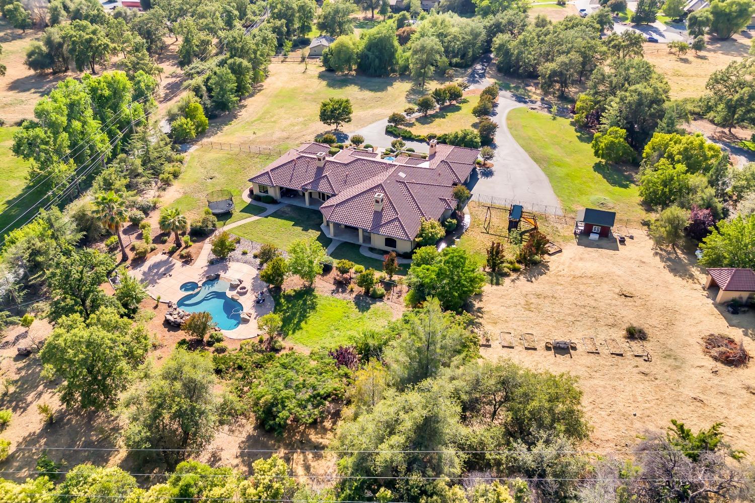 3360 Sierra Springs Court