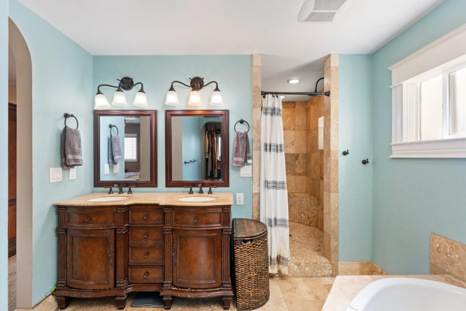 7951 Crystal Springs Way