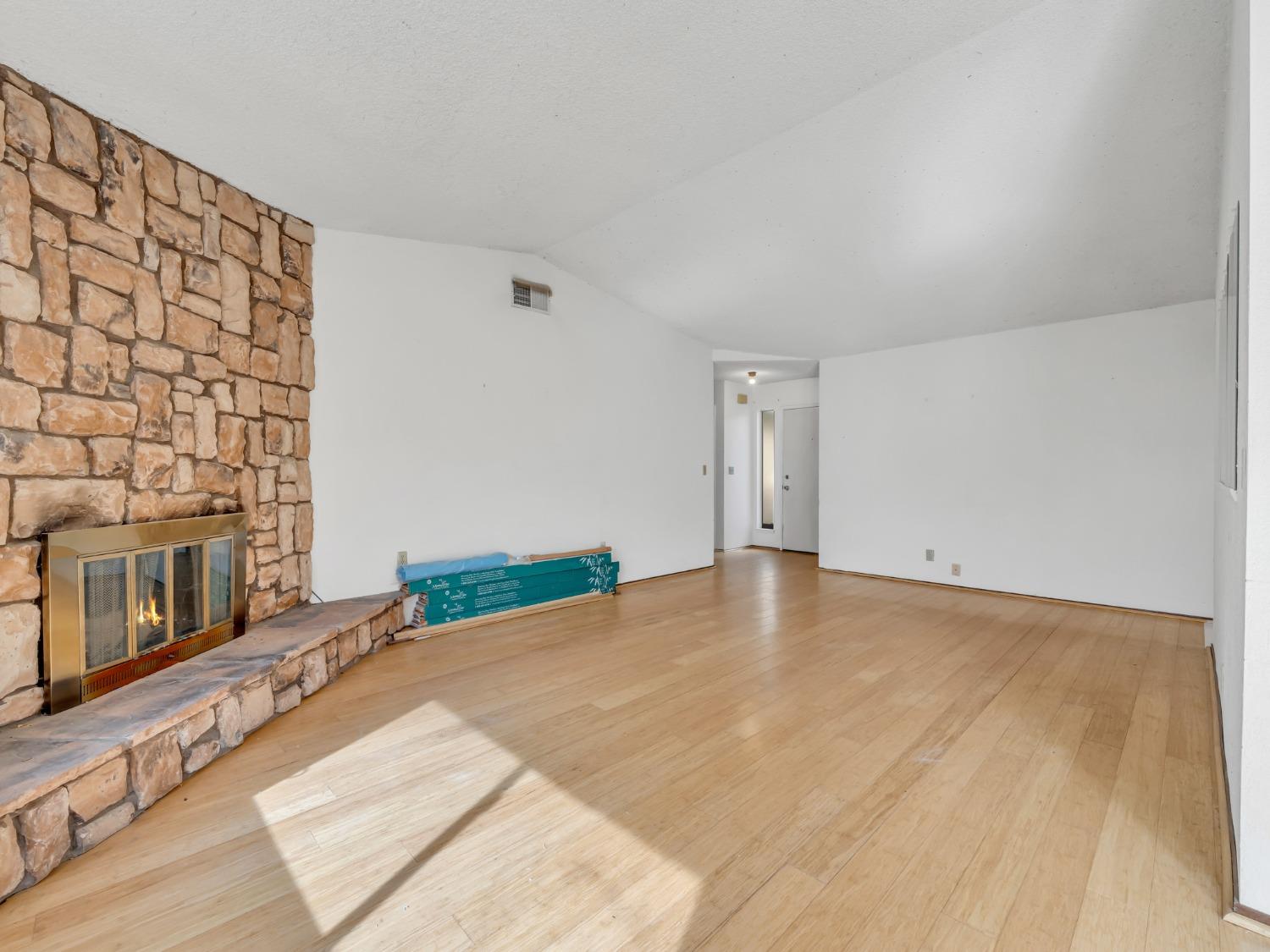 3417 Corwin Court