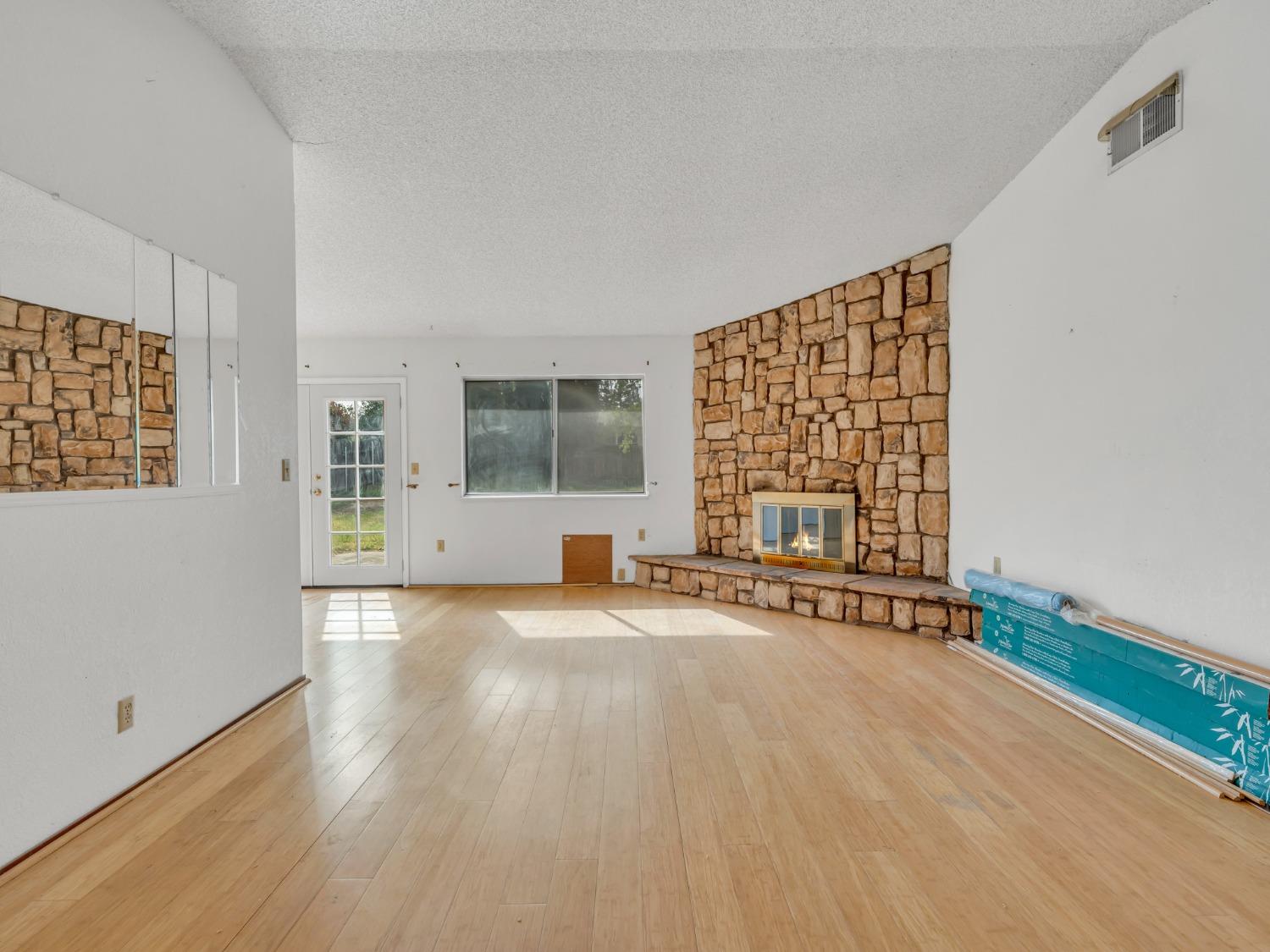 3417 Corwin Court