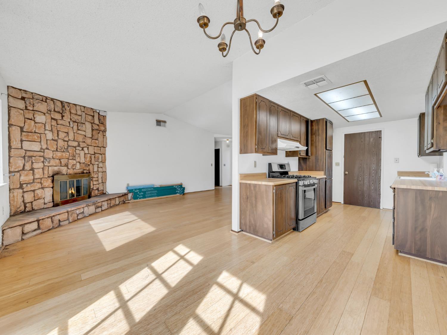 3417 Corwin Court