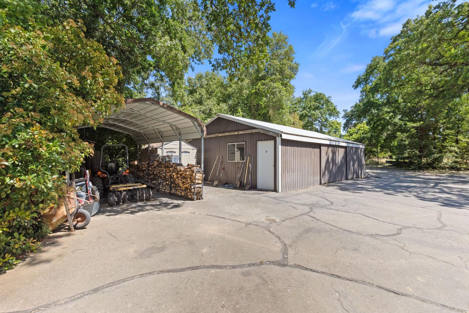 7705 Horseshoe Bar Road