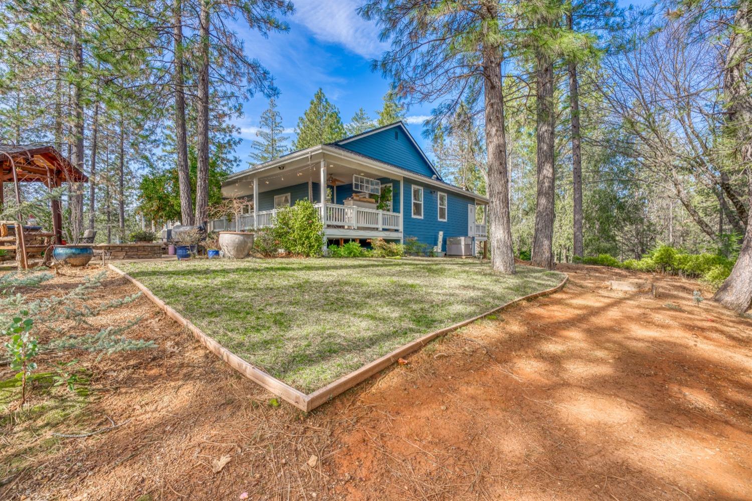 22045 Farrier Court
