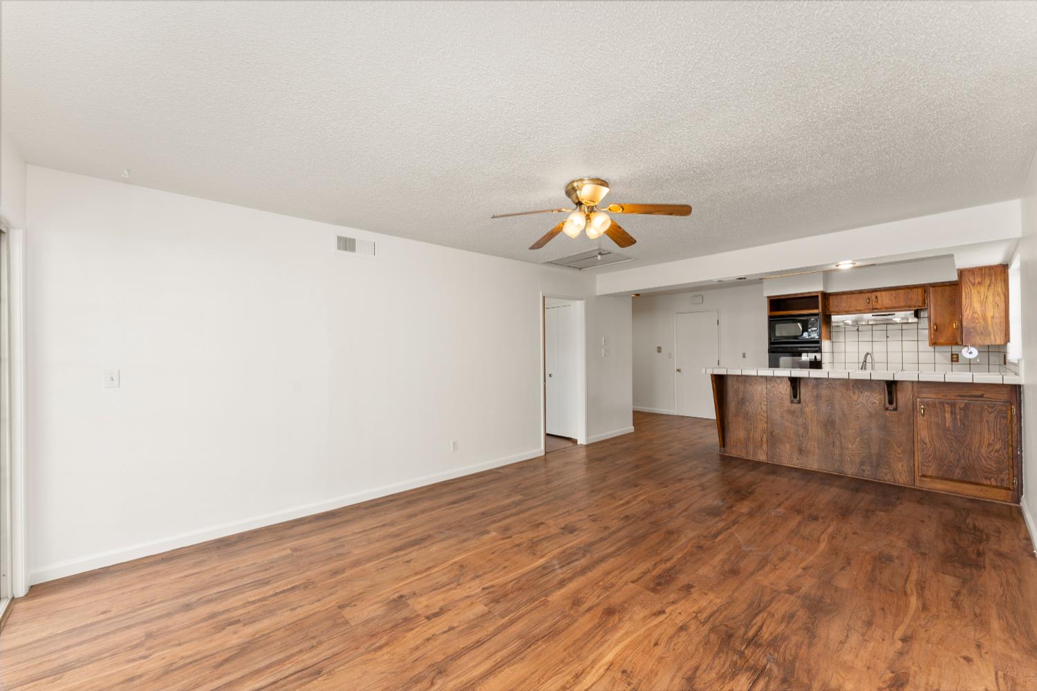 5013 Dingman Circle