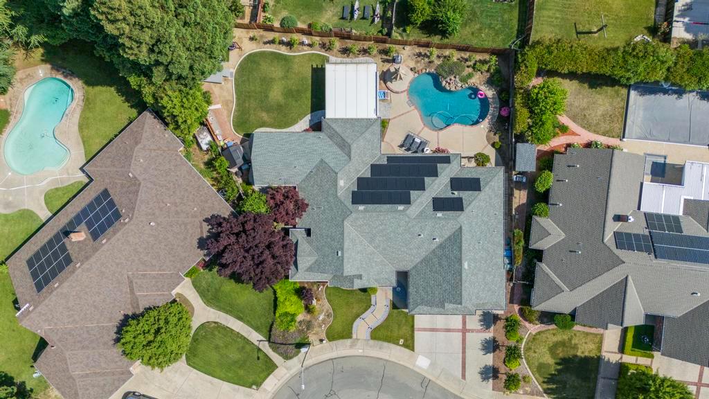 734 Mariner Loop