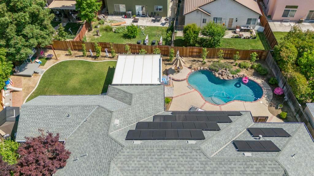 734 Mariner Loop
