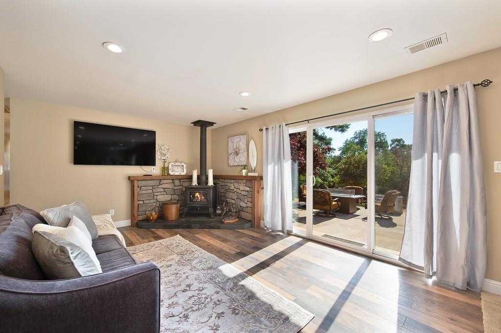 9045 Gilardi Road