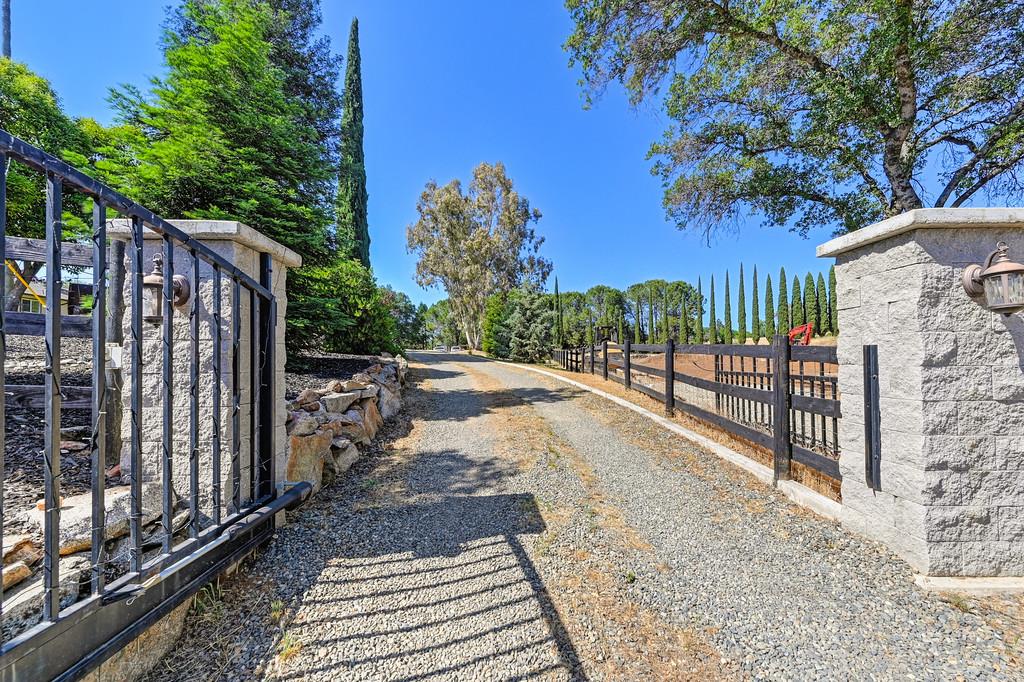 9045 Gilardi Road