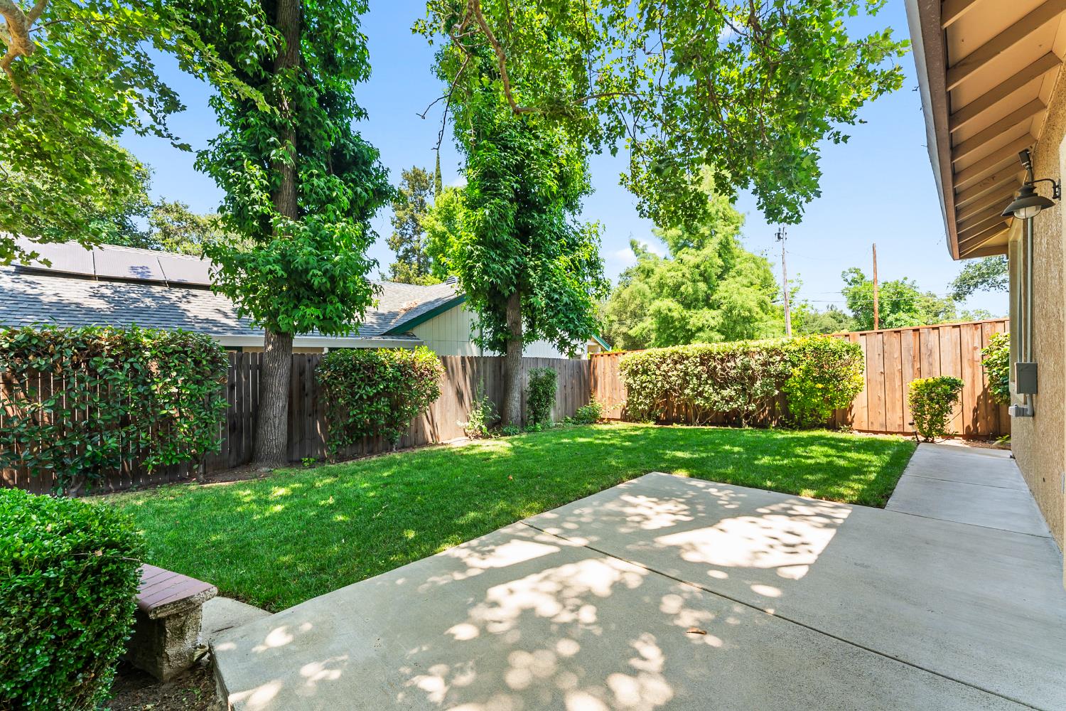 4008 Hunter Oaks Lane