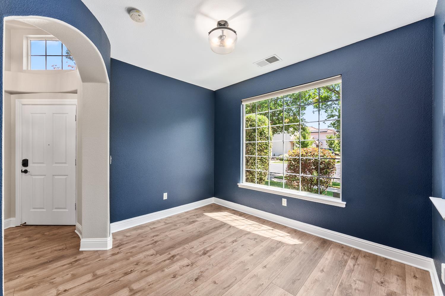 4008 Hunter Oaks Lane