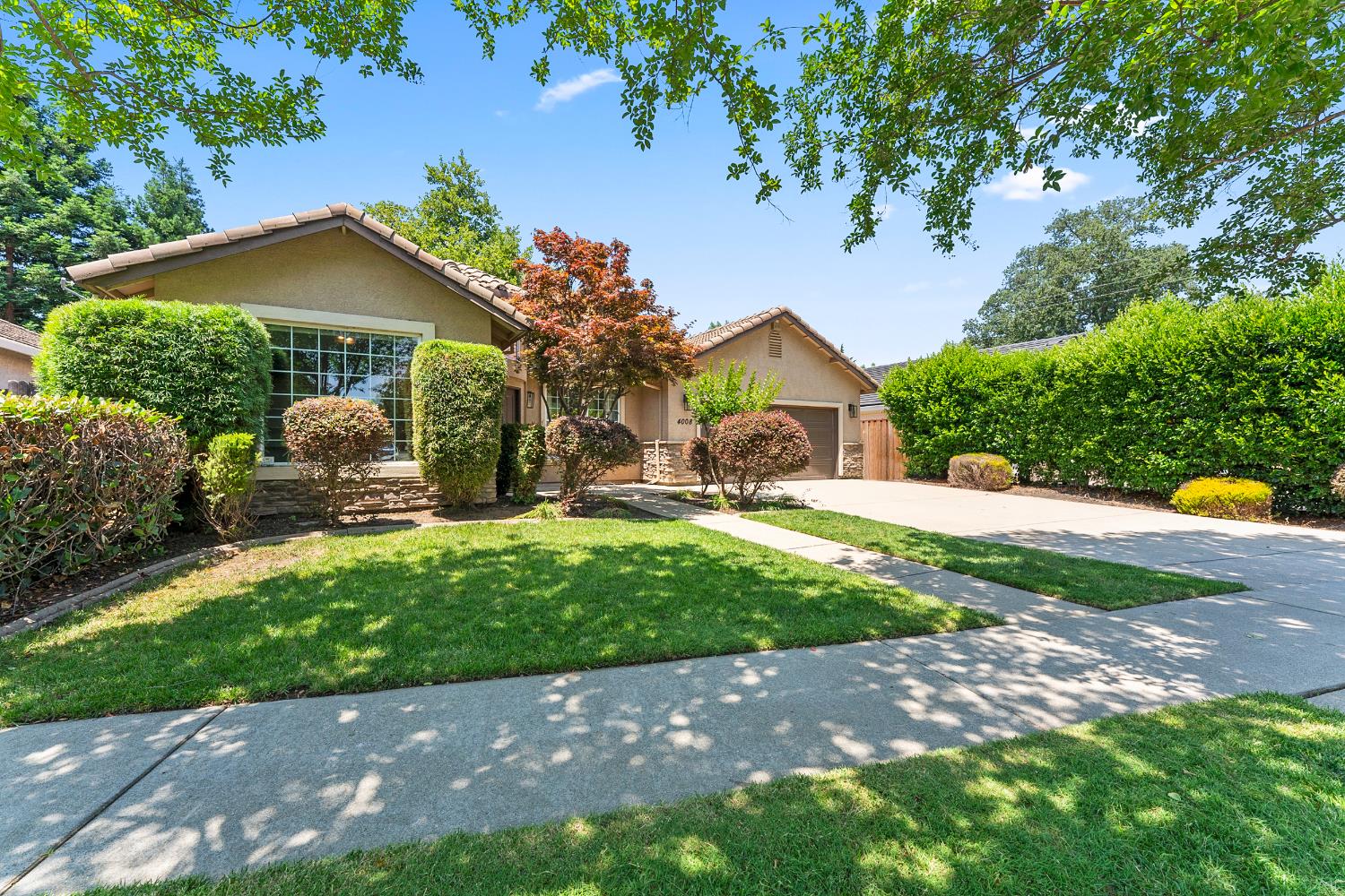 4008 Hunter Oaks Lane