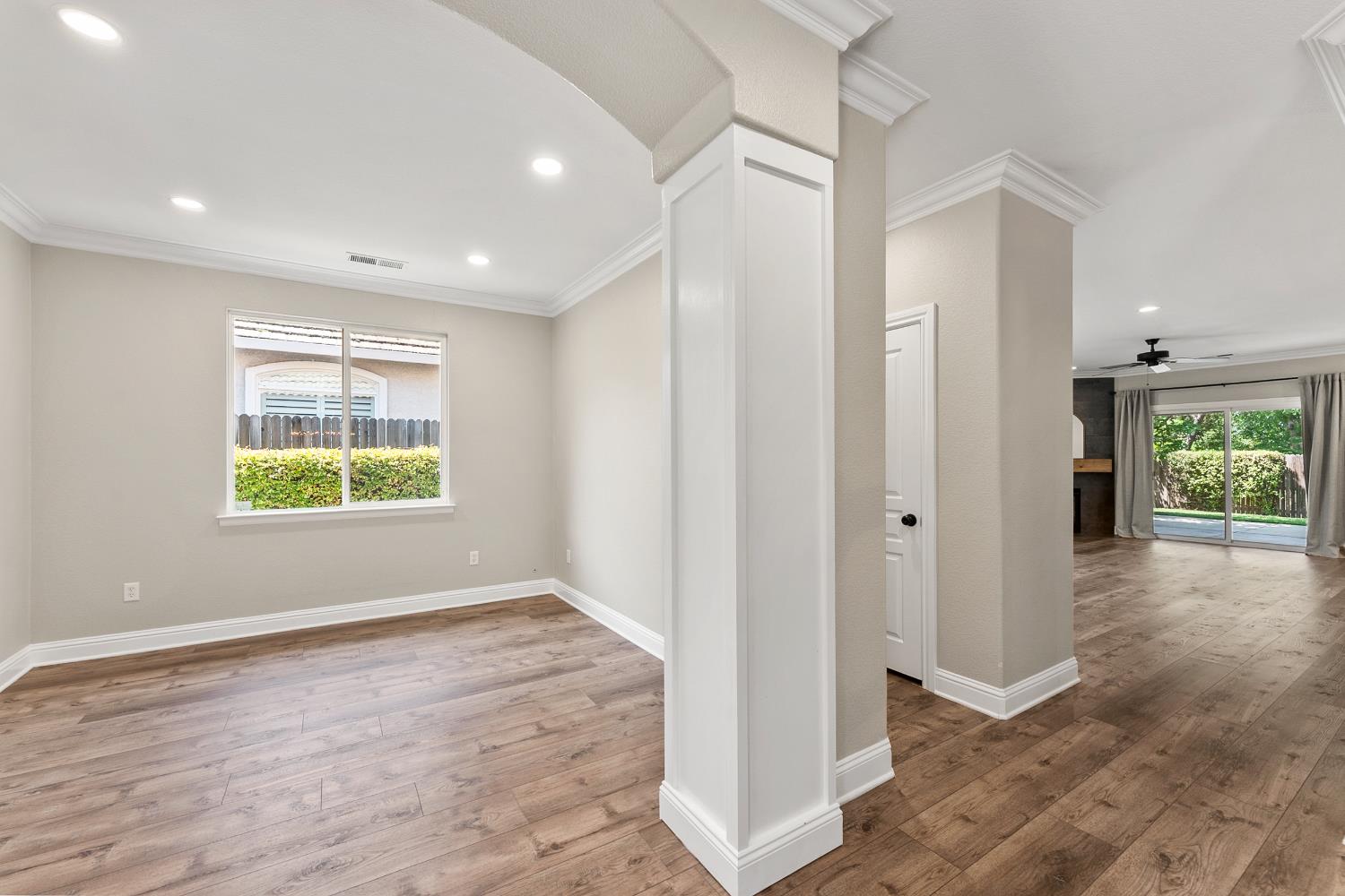 4008 Hunter Oaks Lane