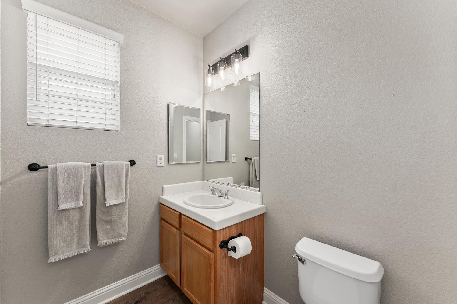 4008 Hunter Oaks Lane