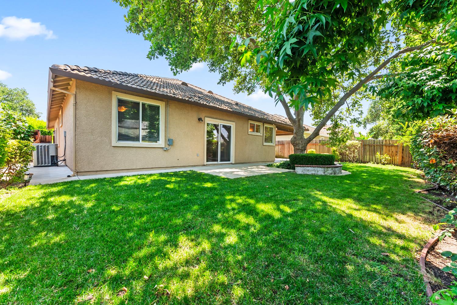 4008 Hunter Oaks Lane