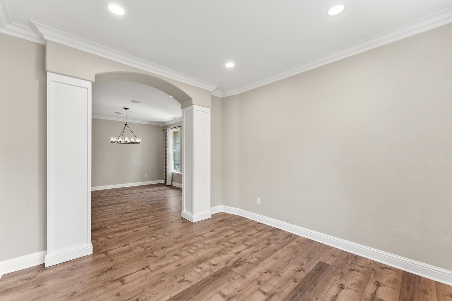 4008 Hunter Oaks Lane
