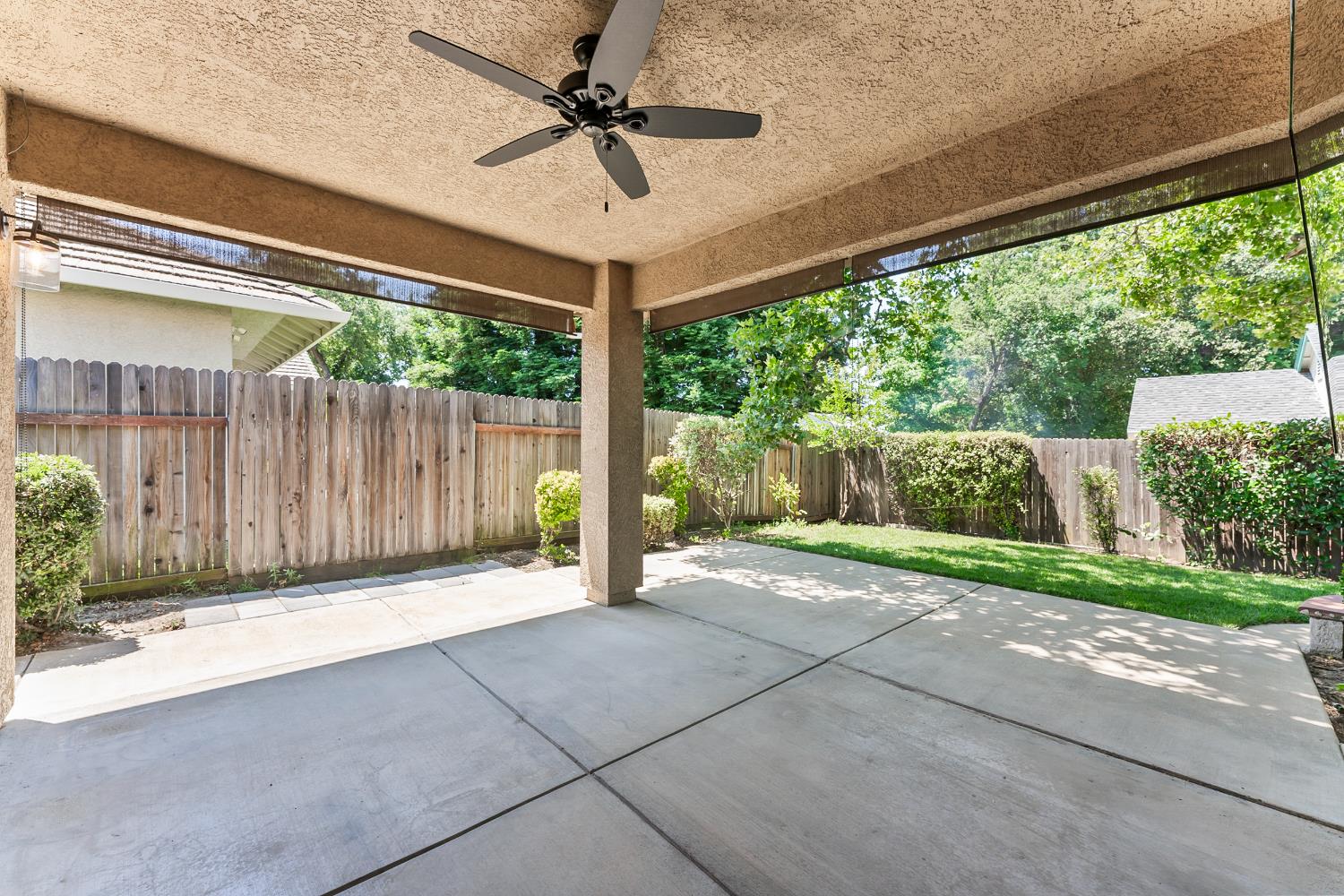 4008 Hunter Oaks Lane