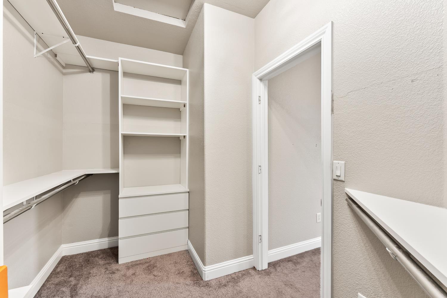 4008 Hunter Oaks Lane