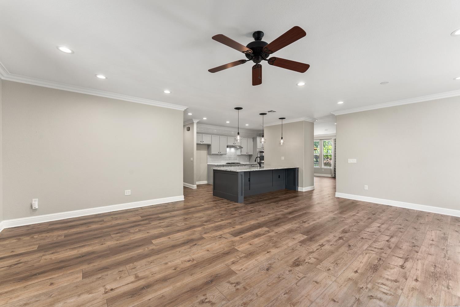 4008 Hunter Oaks Lane