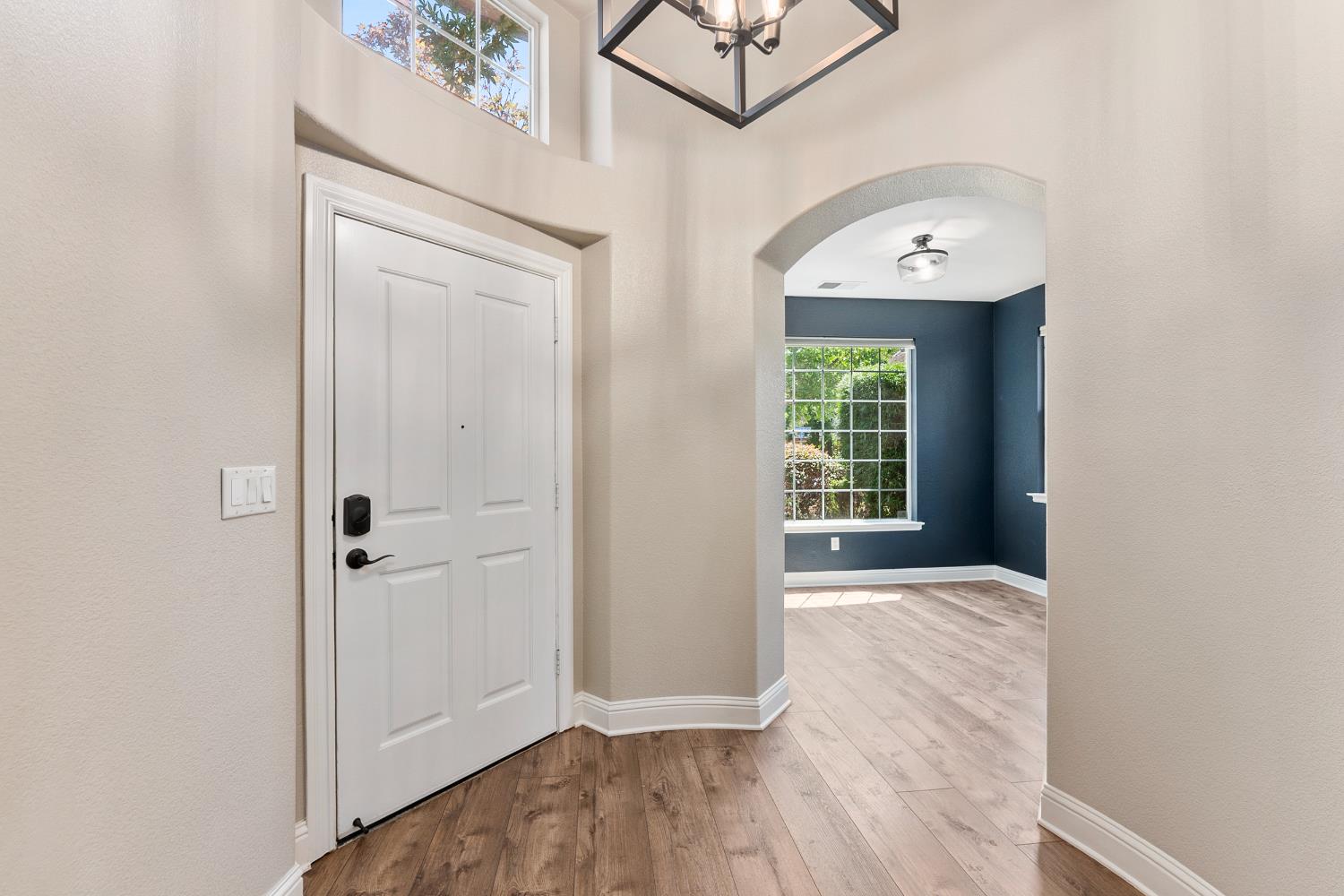 4008 Hunter Oaks Lane