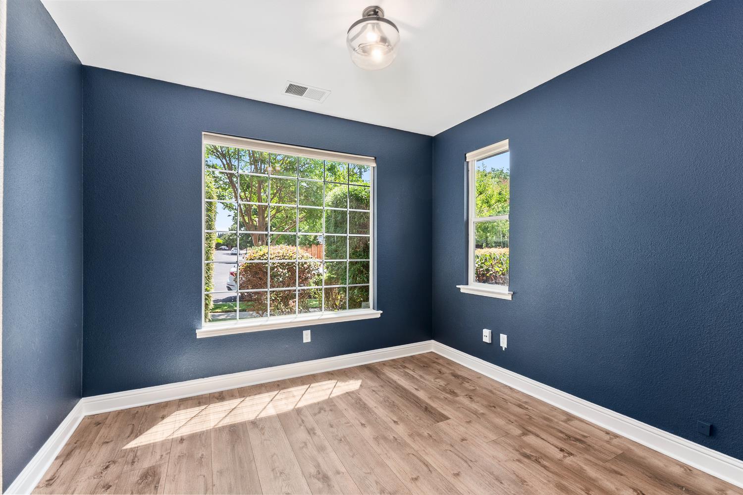 4008 Hunter Oaks Lane