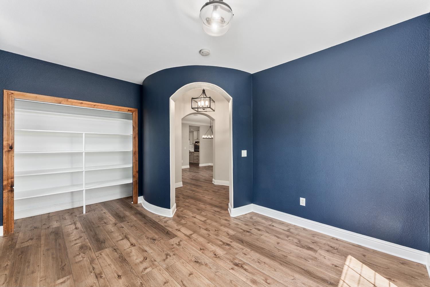4008 Hunter Oaks Lane