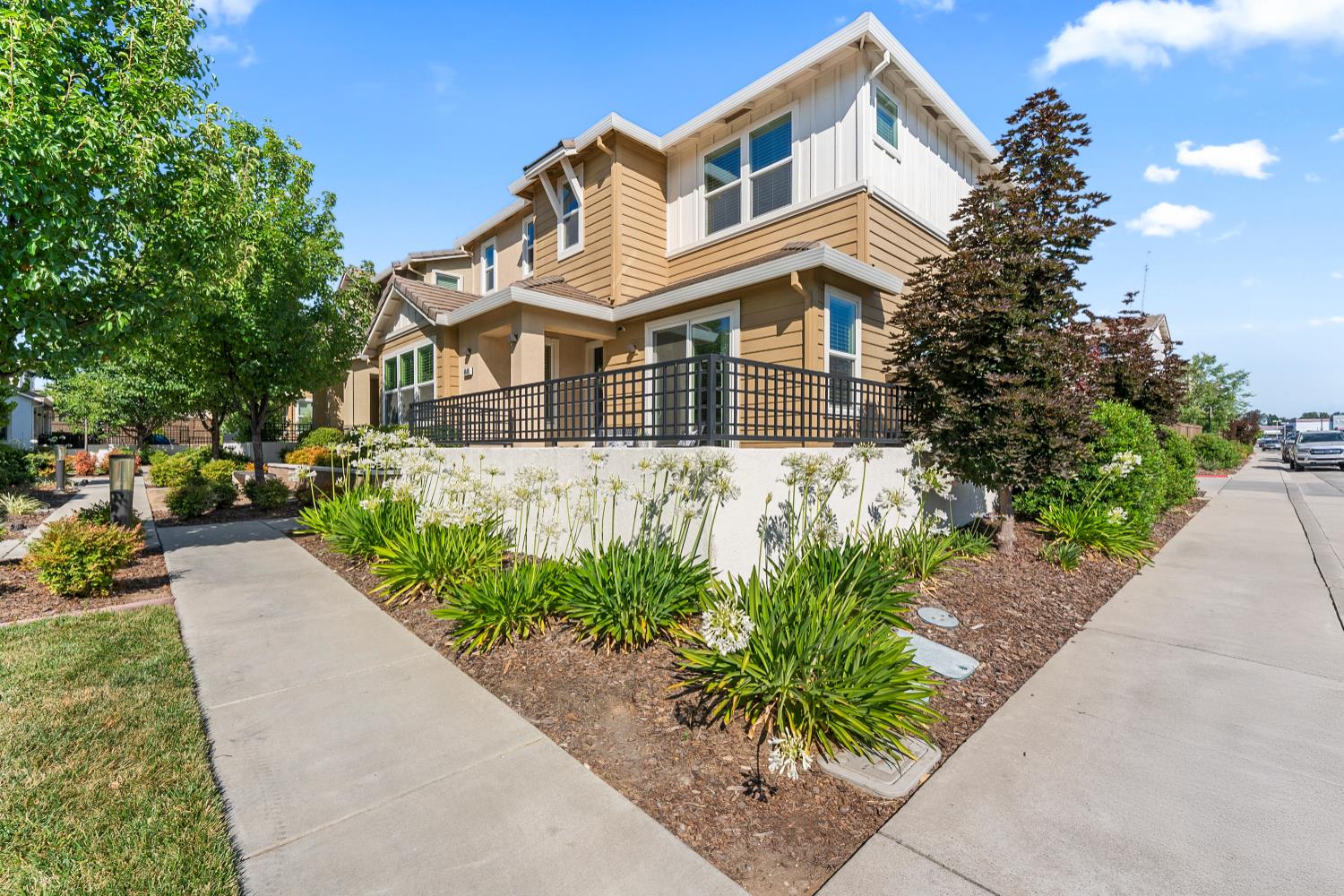 4848 Holden Drive