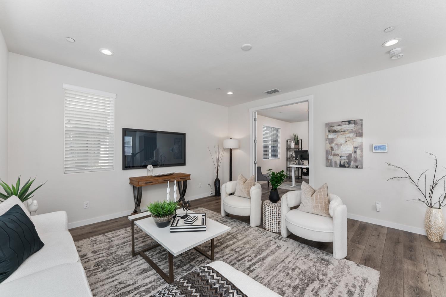 4848 Holden Drive