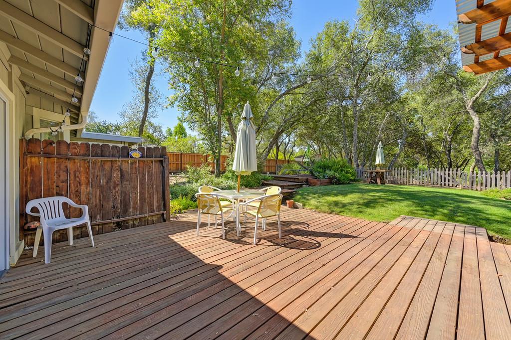 6222 Lou Court