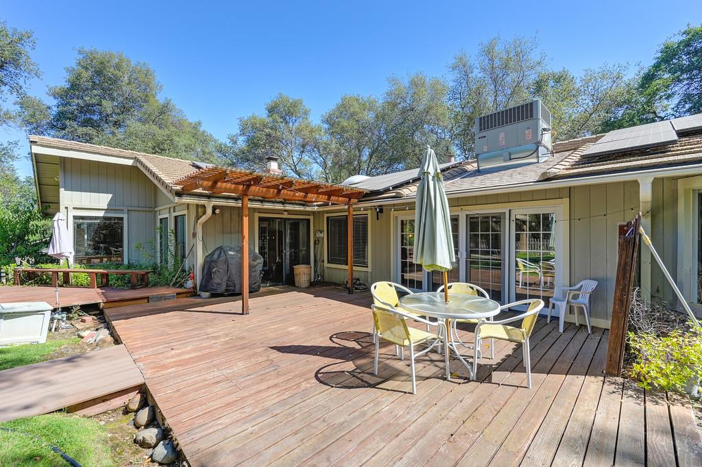 6222 Lou Court