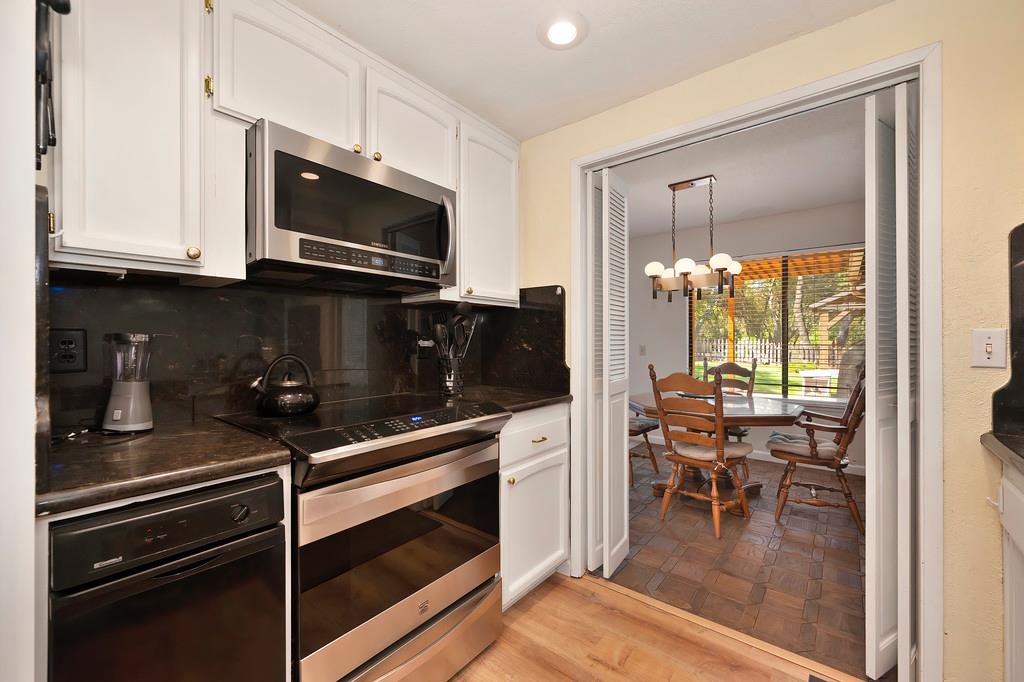 6222 Lou Court