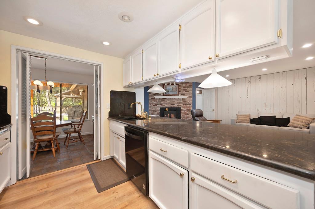 6222 Lou Court