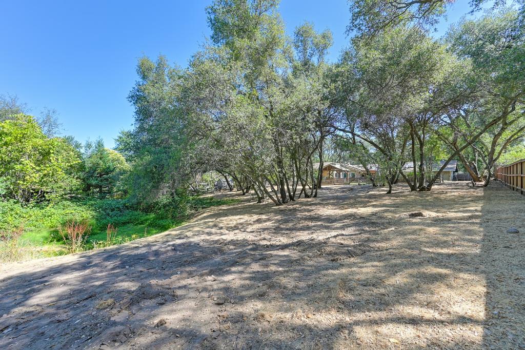6222 Lou Court