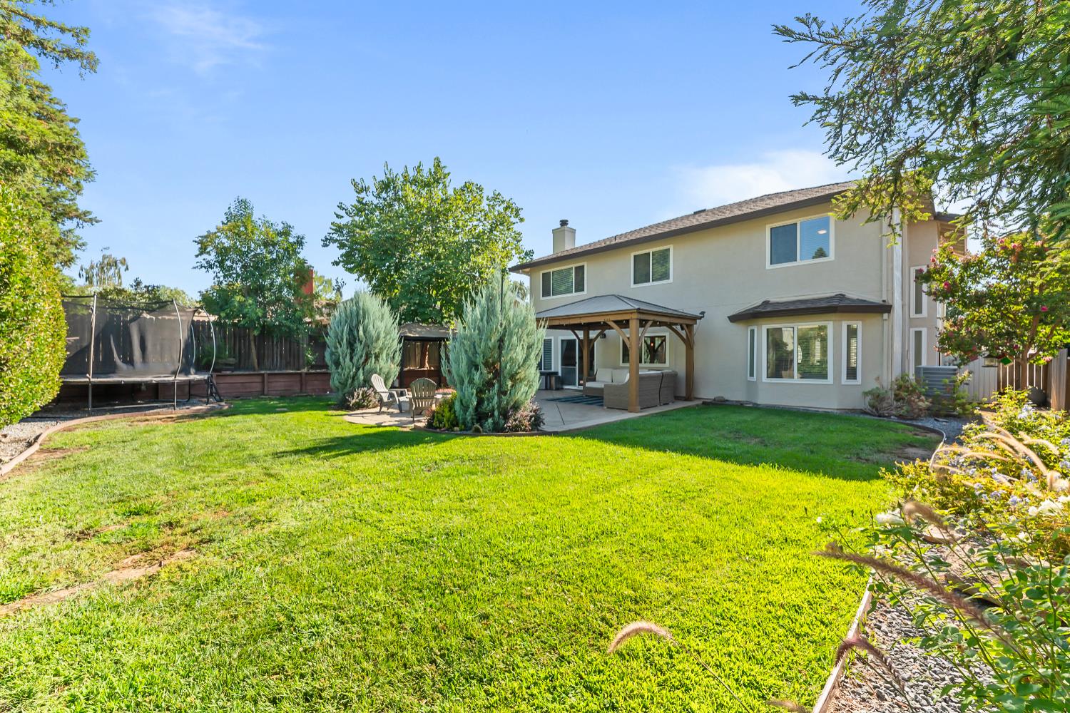 1505 E Colonial Parkway E
