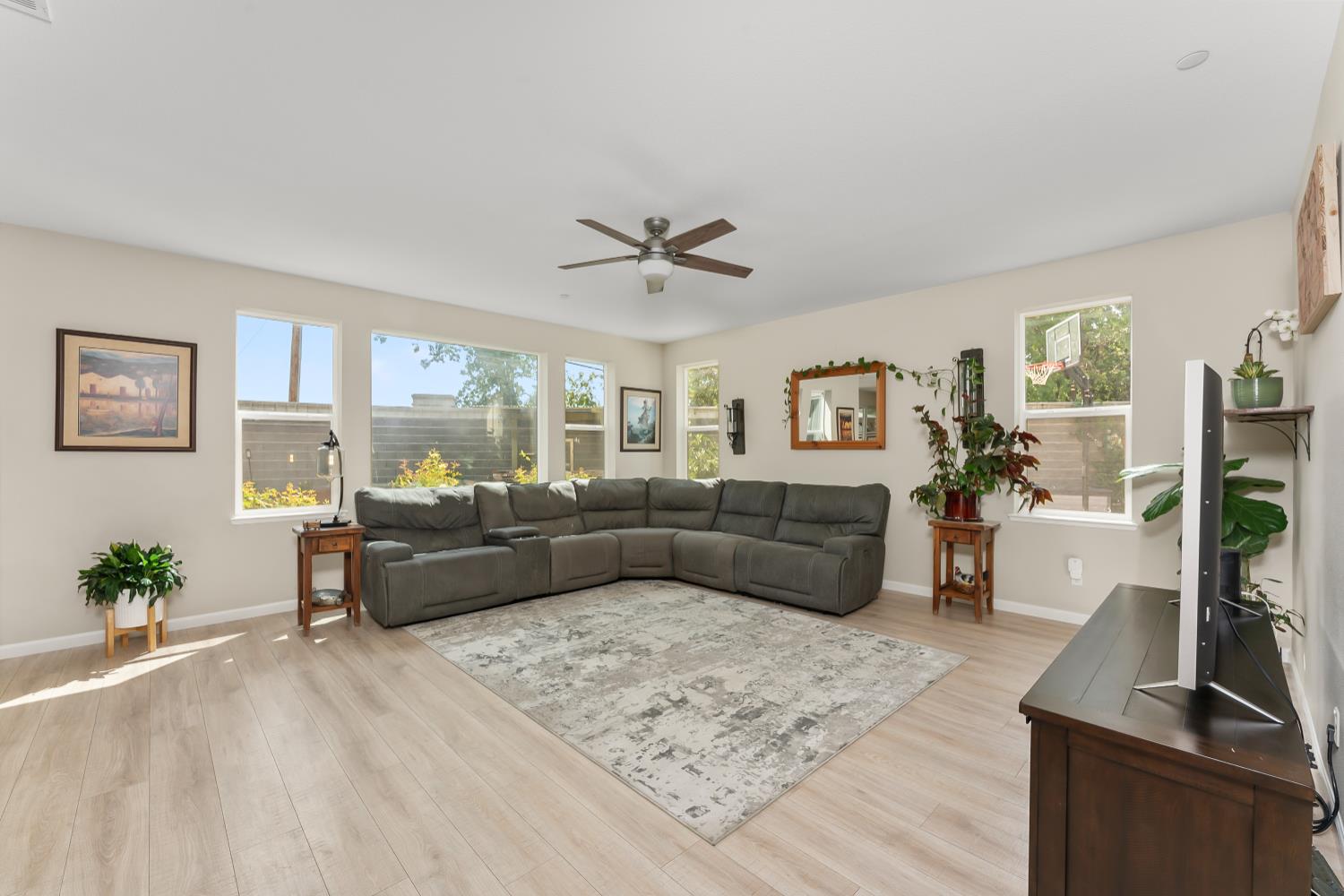 3950 Deergrass Circle