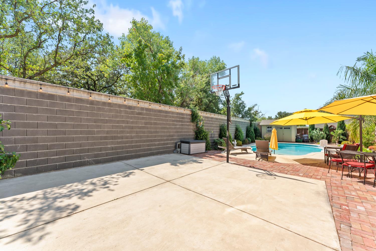 3950 Deergrass Circle