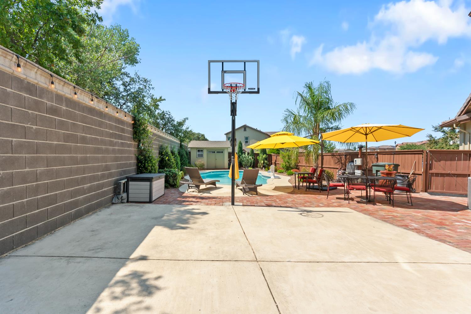 3950 Deergrass Circle