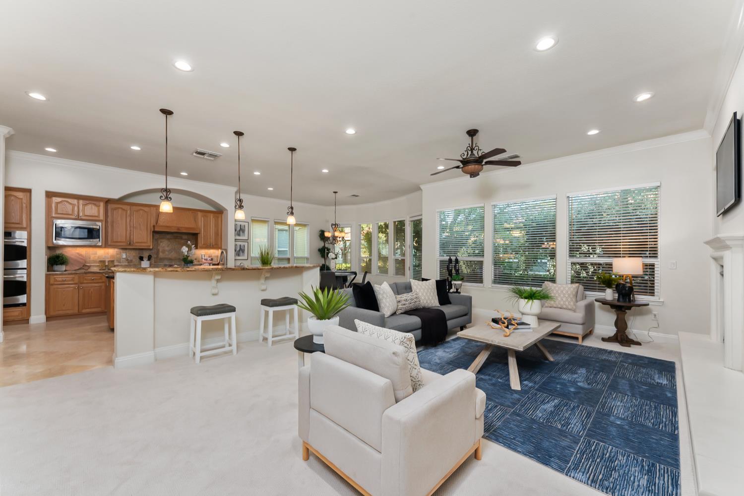 8582 Las Brisas Circle