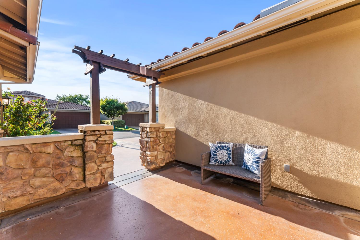 8582 Las Brisas Circle