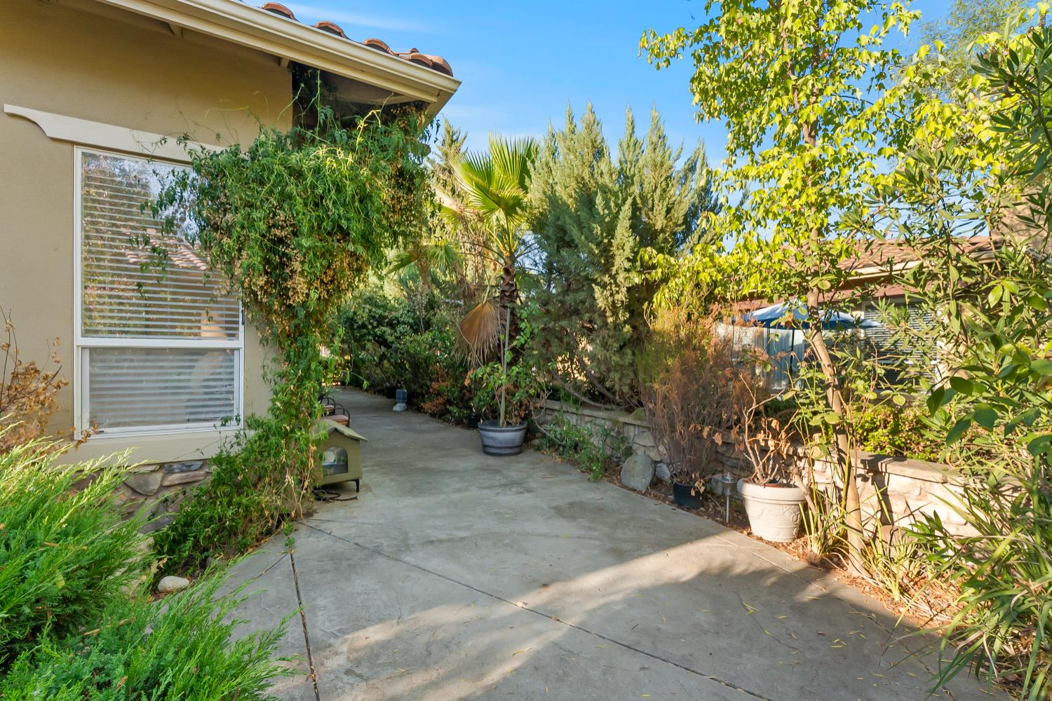8582 Las Brisas Circle