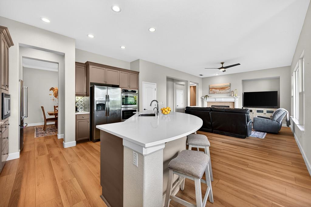 2208 Raintree Court