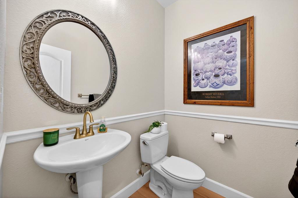 2208 Raintree Court
